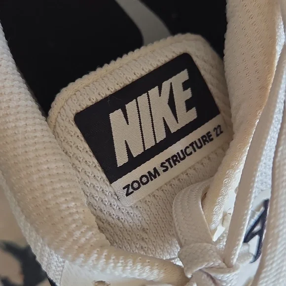 Nike Air Zoom Structure 22 11 - Picture 8 of 13